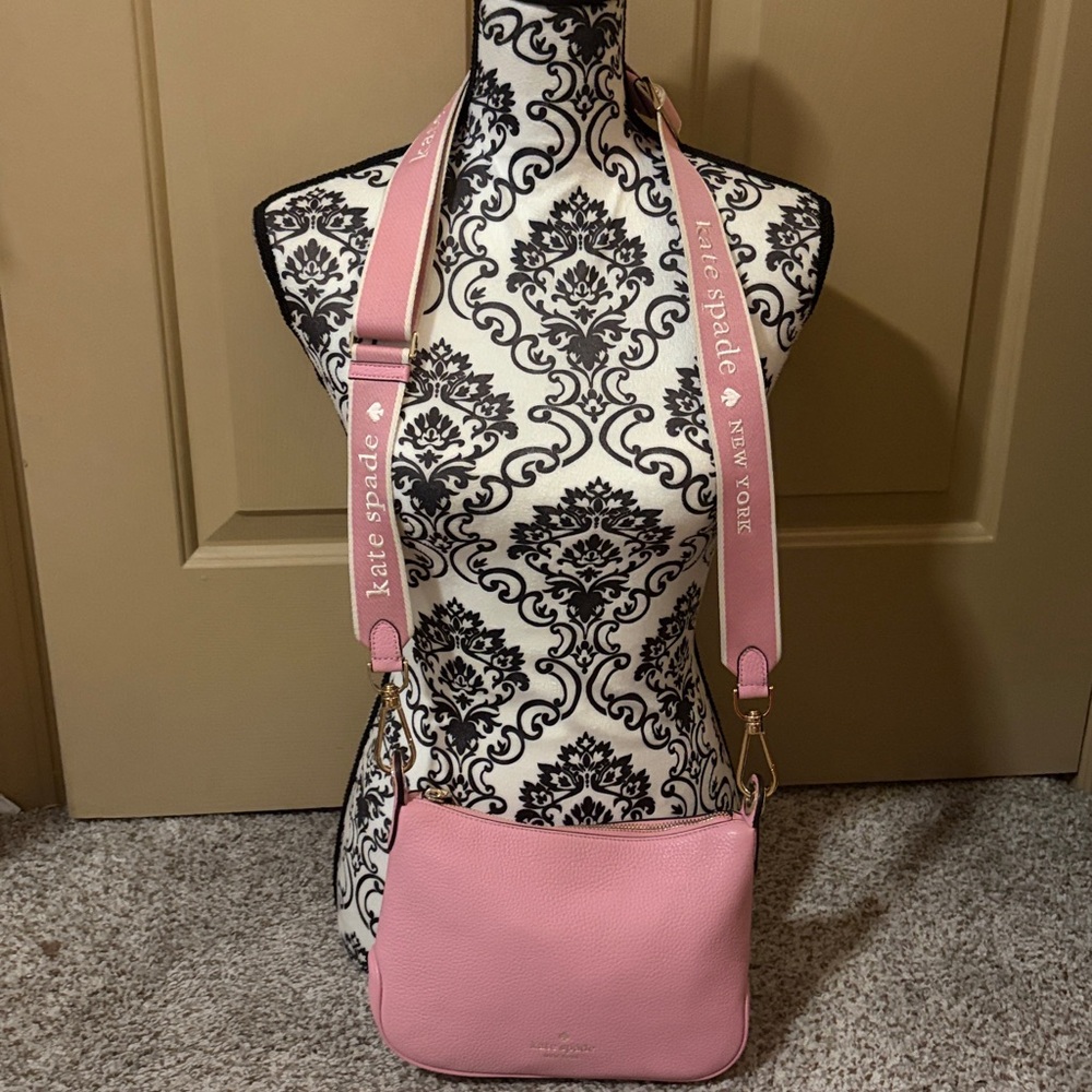 KATE SPADE NEW YORK PEBBLED LEATHER BRIGHT CAR ROSIE SMALL CROSSBODY BAG - Picture 4 of 15